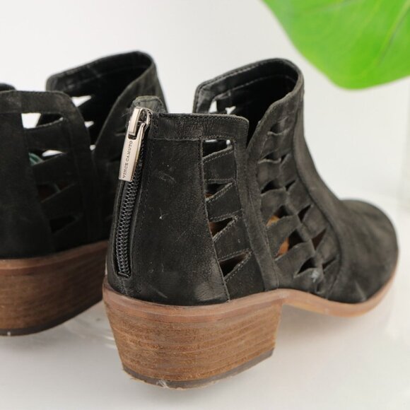 Vince Camuto Womens Peera Boot Size 9 Black Nubuck Cutouts Bootie Low Block Heel - Picture 3 of 12
